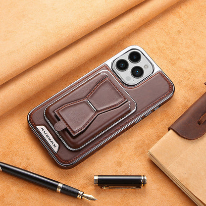 Skórzane etui na iPhone’a z magnetycznym uchwytem na karty