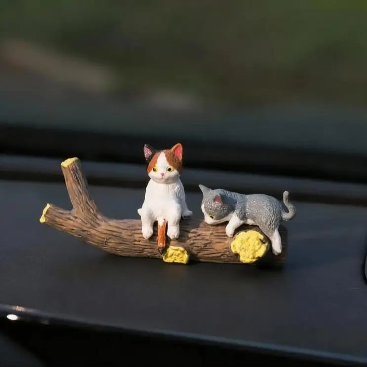 Ręcznie malowane figurki kotów na biurko 😺
