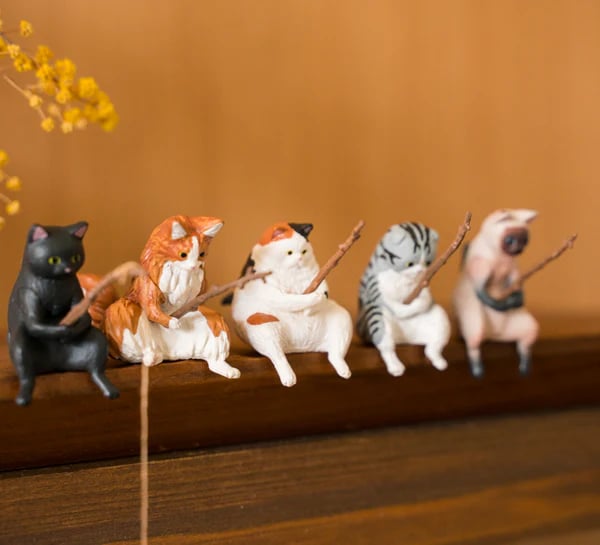 Ręcznie malowane figurki kotów na biurko 😺