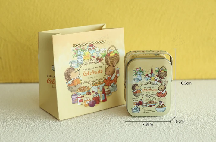 Króliczek do kluczy i torebki Bunny PomPom (RĘCZNIE ROBIONY)