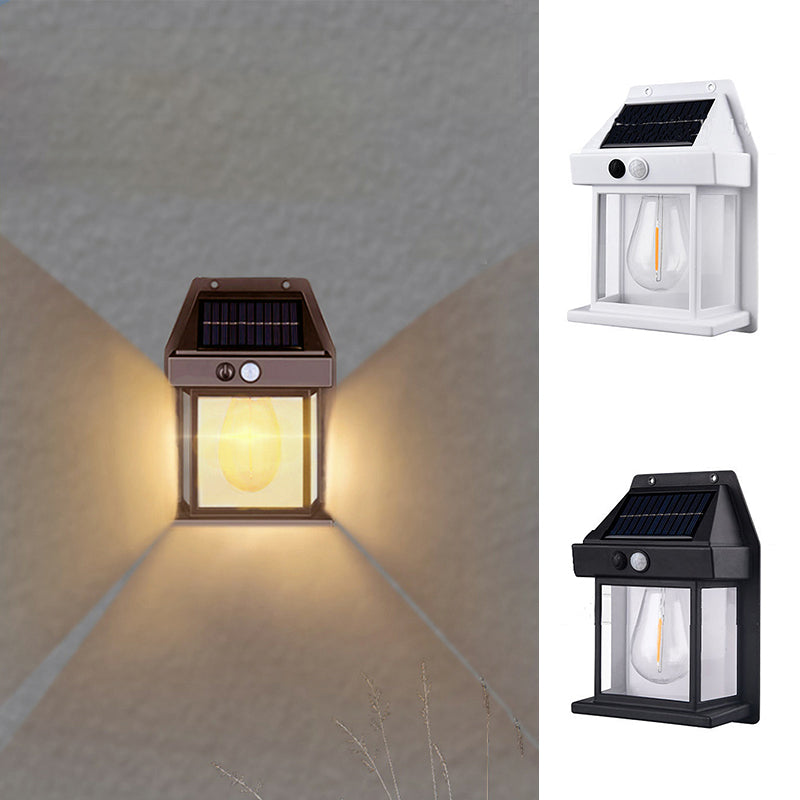 Solarna lampa ścienna