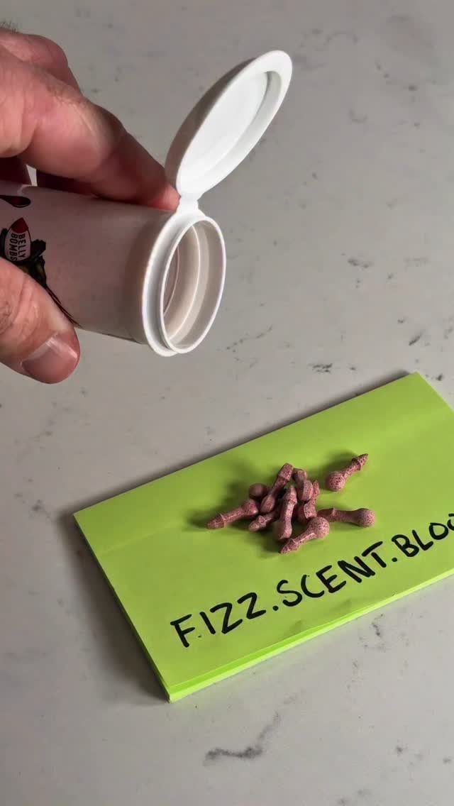 Belly Bombs – Sprzęt wędkarski, przynęta z krwi, środek wabiący